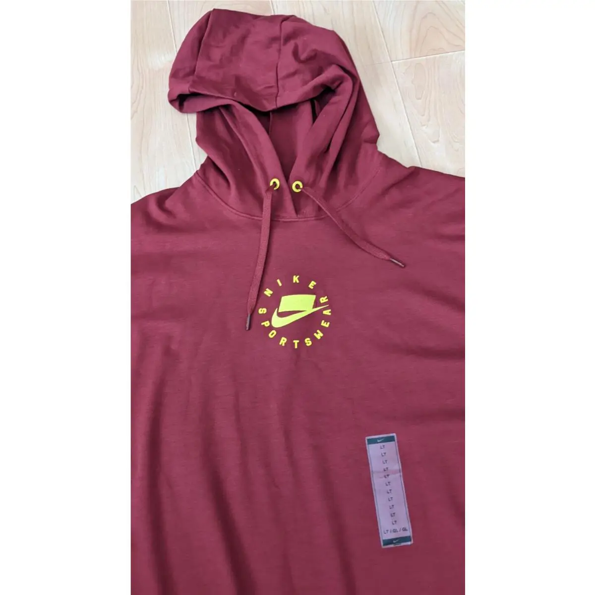 Nike clothing - Red 3