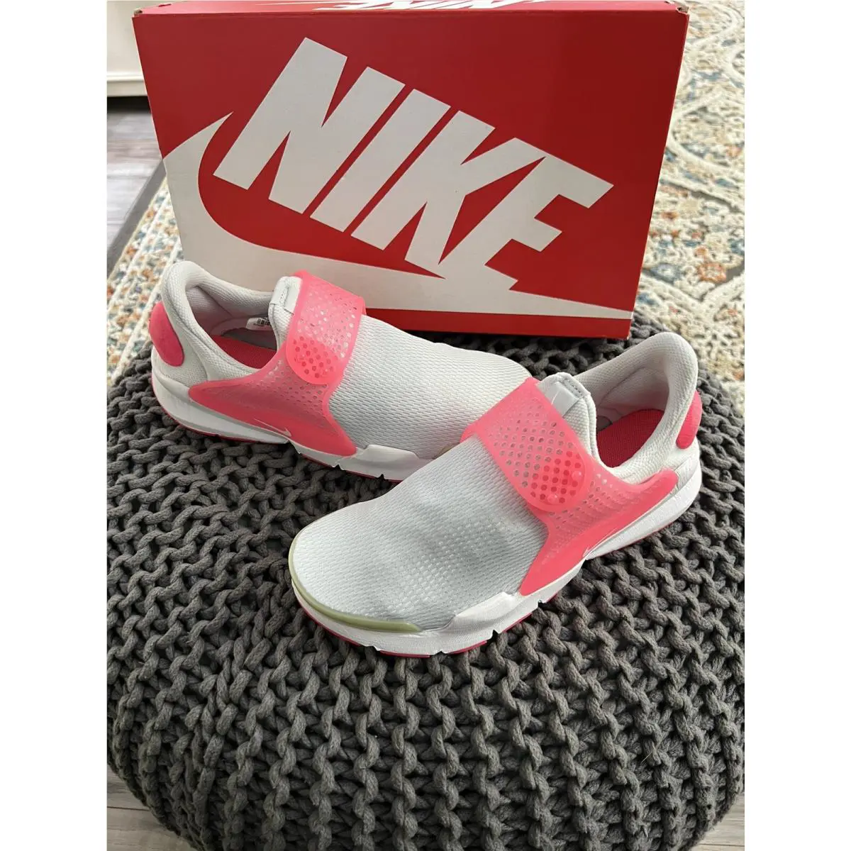 Nike shoes - White 1