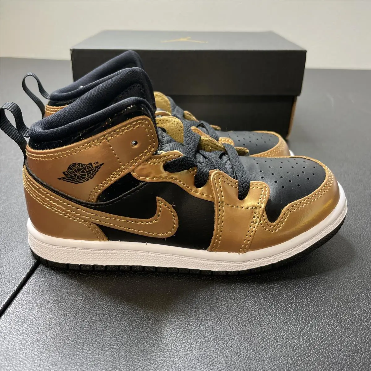 Nike shoes - Jordan 1 - DX3364 100 DM6217 001 - Black (UPC: 196152224989) 3