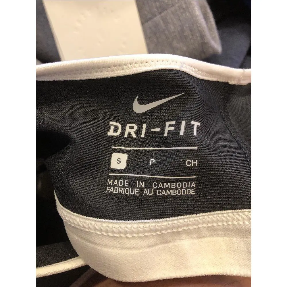 Nike clothing - Multi-Color 7