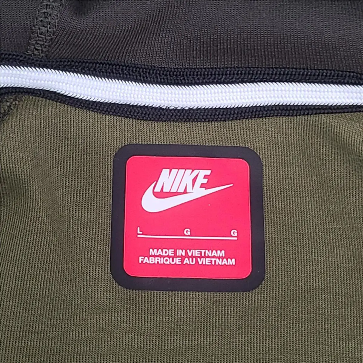 Nike clothing - FN9118-010 - FN9118-010 - Green (UPC: 196976335854) 5
