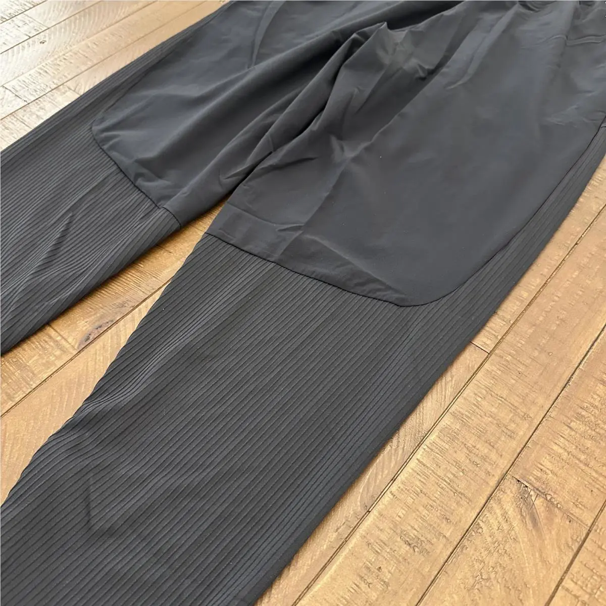 Nike clothing - FN3361-010 - FN3361-010 - Black (UPC: 0196976007775) 8