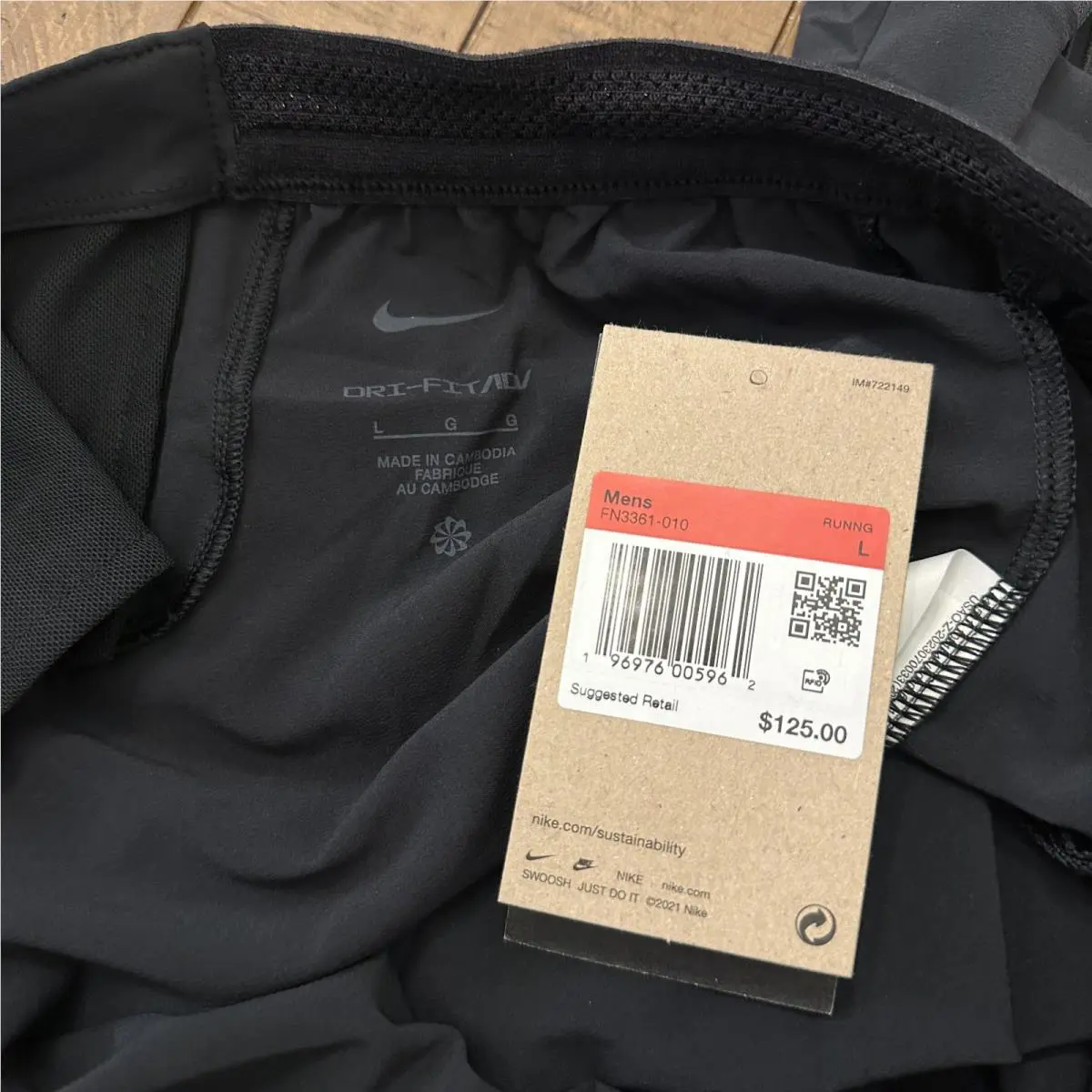 Nike clothing - FN3361-010 - FN3361-010 - Black (UPC: 0196976007775) 5
