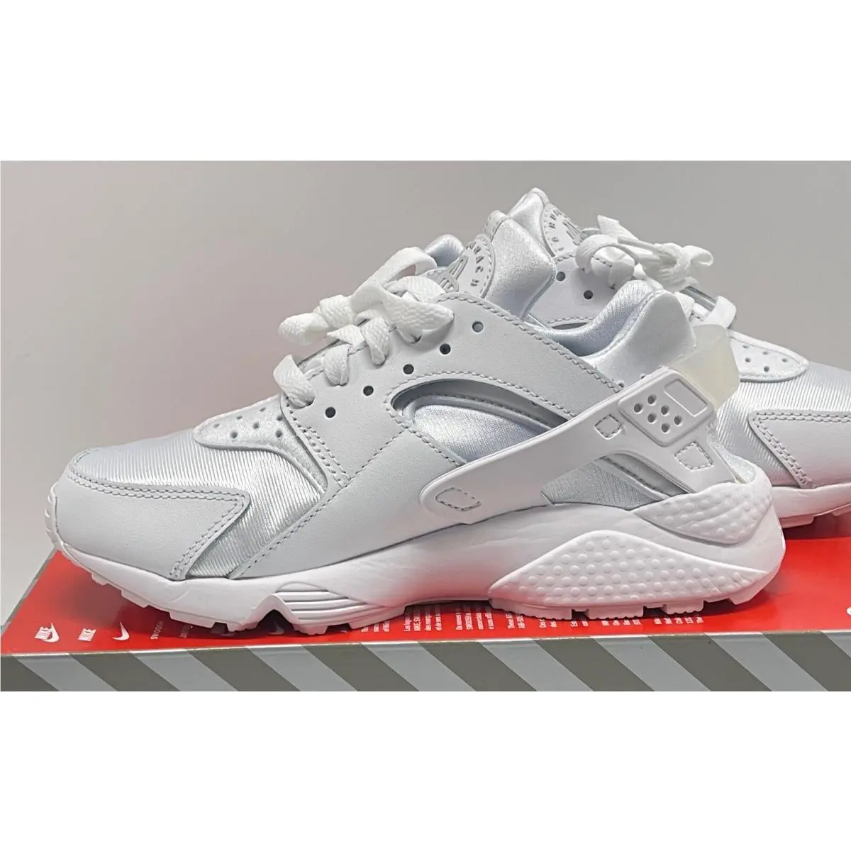 Nike shoes - Nike Air Huarache Run - Air Huarache Run - DH4439102 - White (UPC: 195238103675) 4