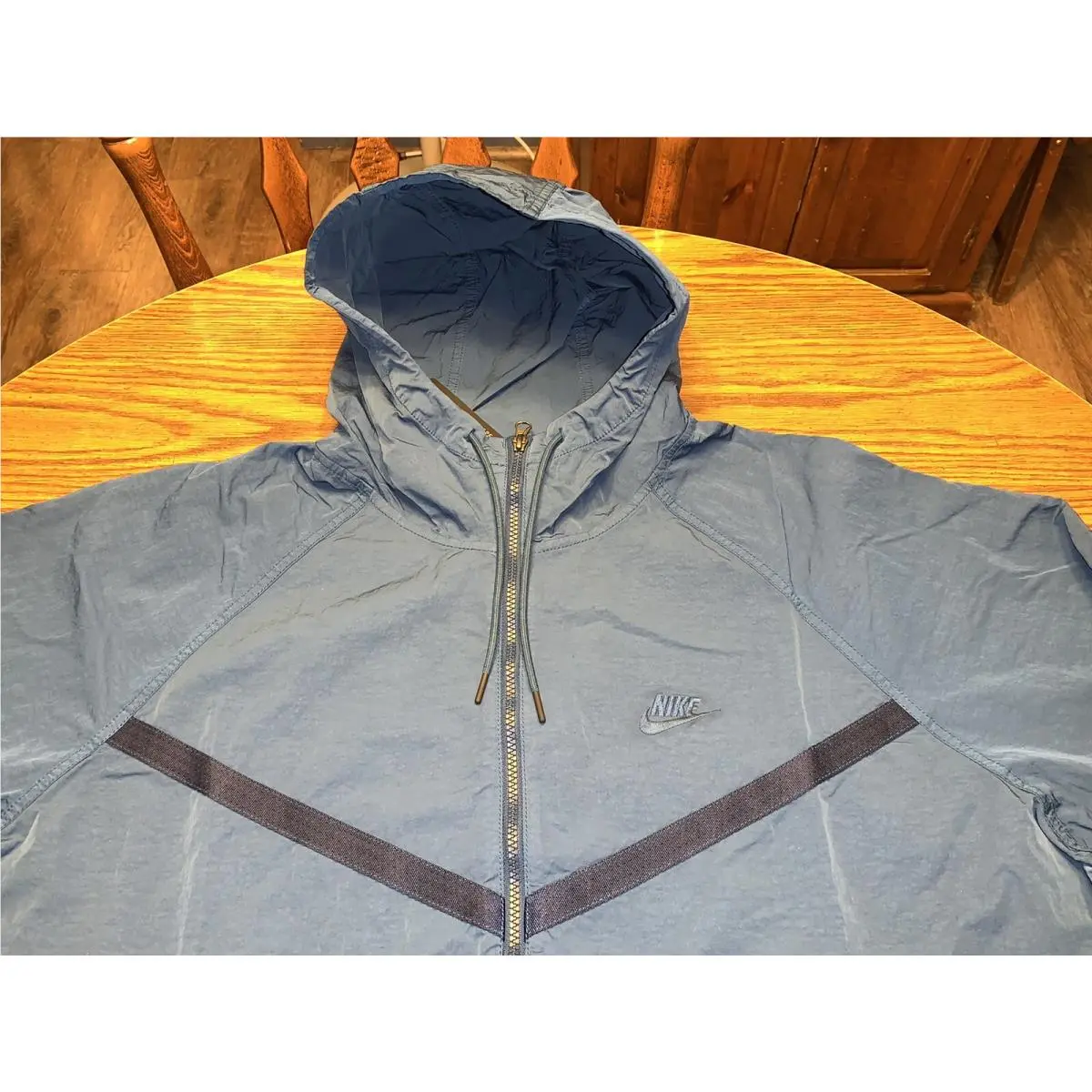 Nike clothing - Vivid Sky (UPC: 193154863093) 0