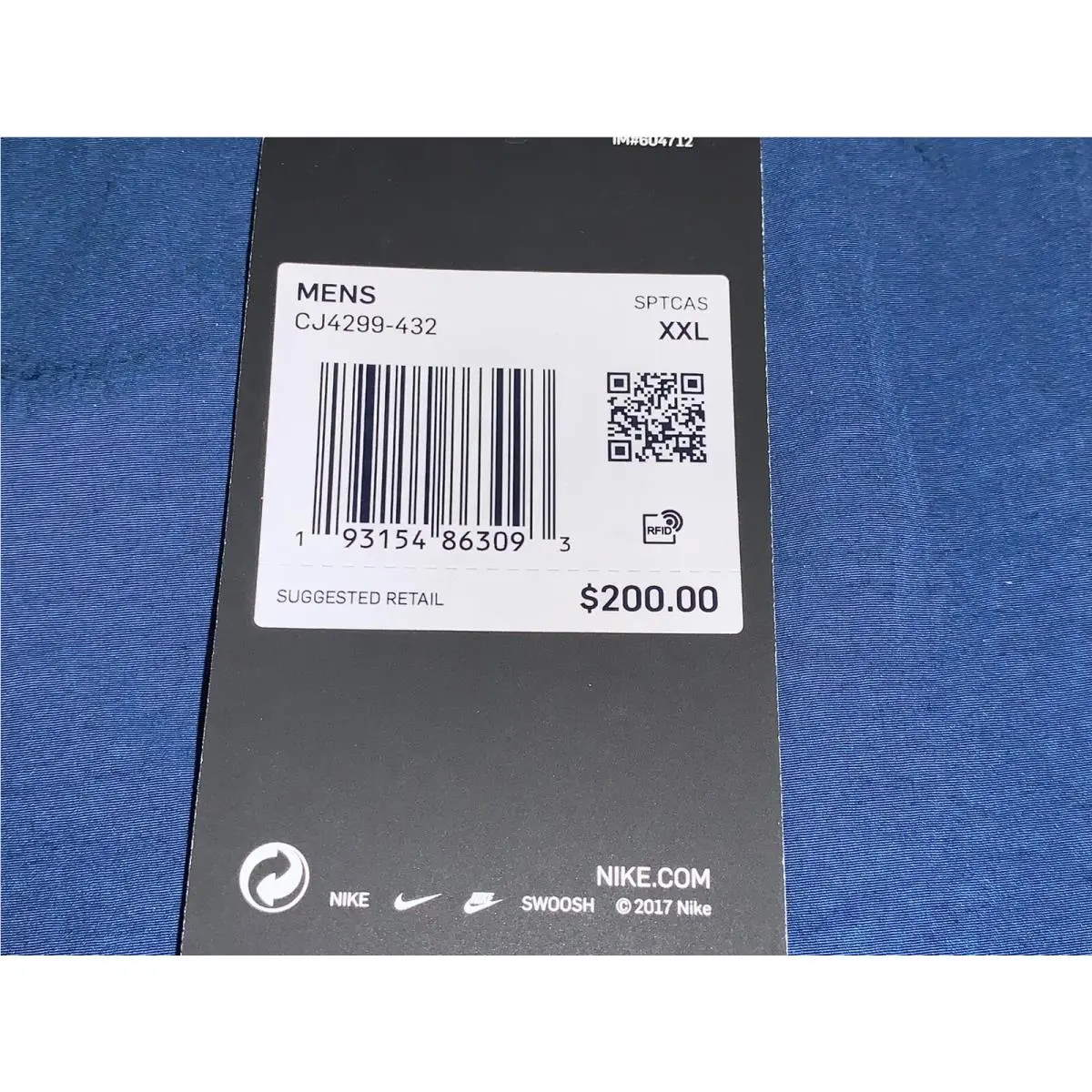 Nike clothing - Vivid Sky (UPC: 193154863093) 4