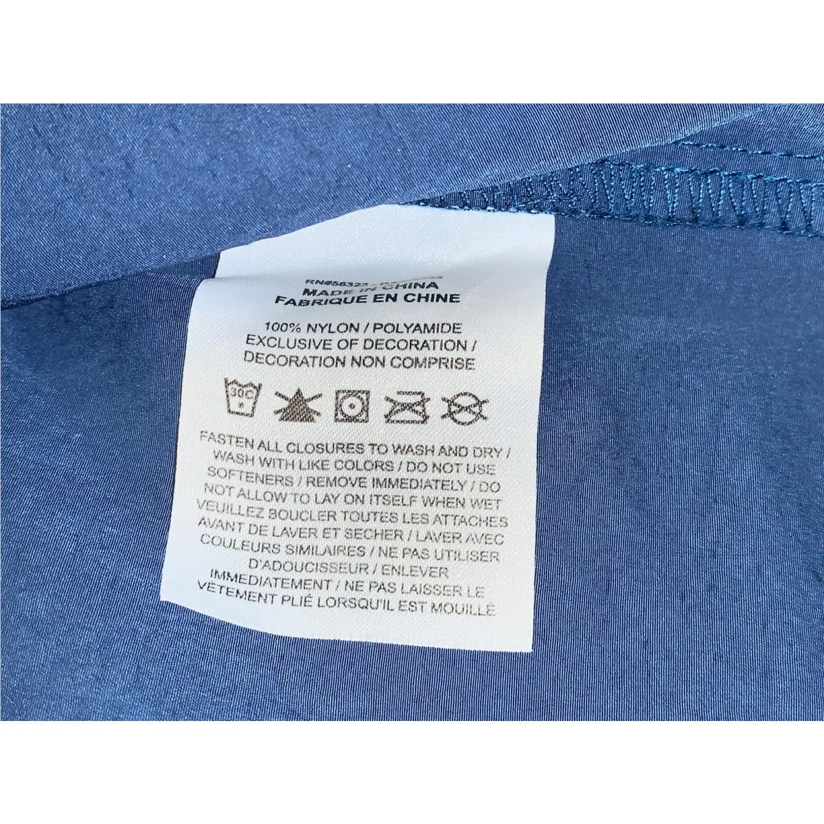 Nike clothing - Vivid Sky (UPC: 193154863093) 5