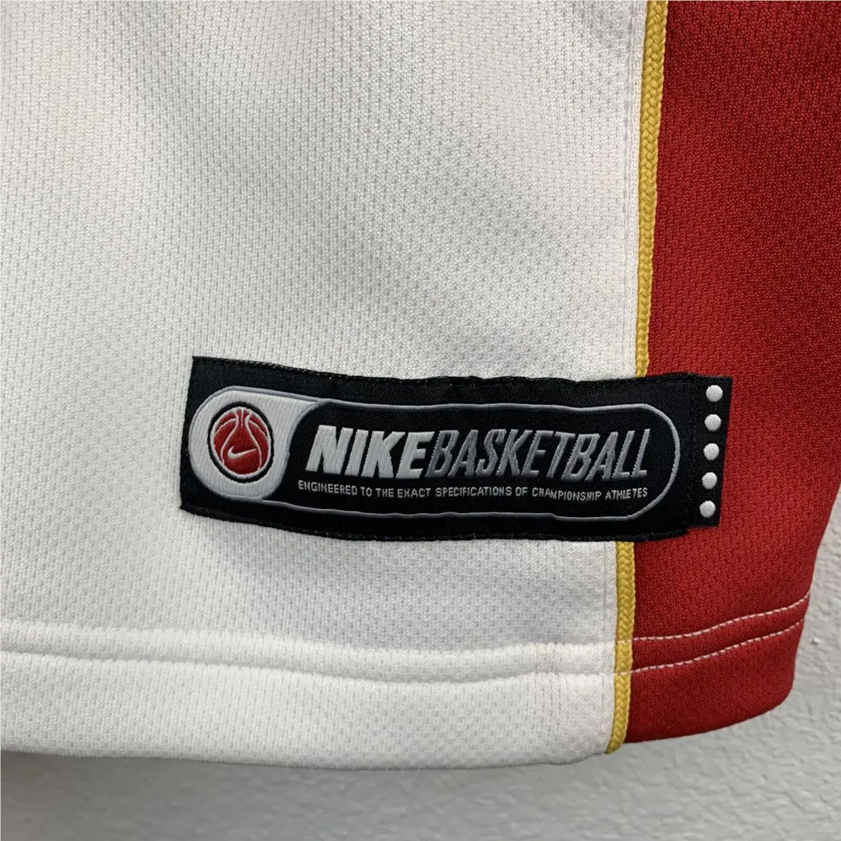 Nike clothing - White (UPC: 659658550063) 4