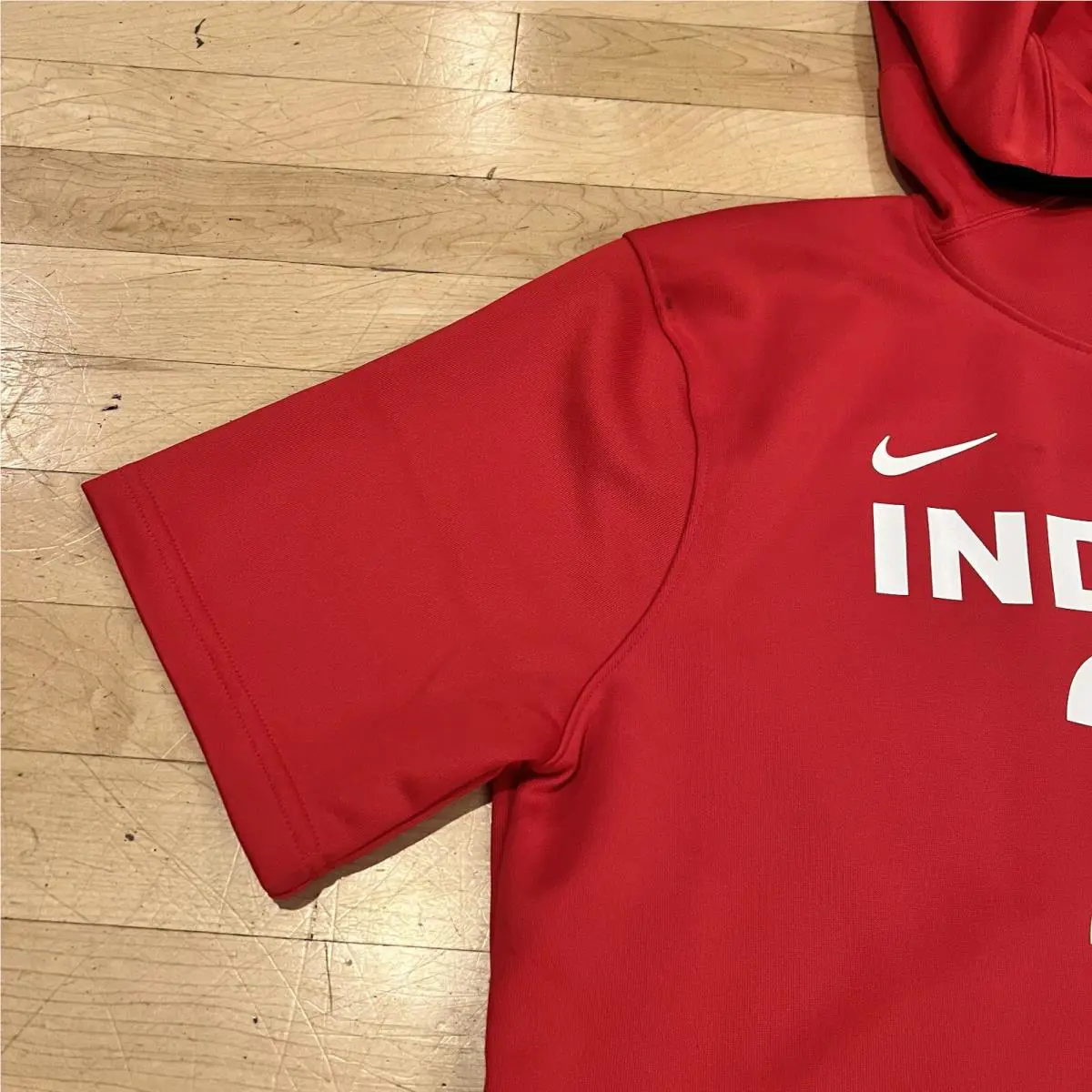 Nike clothing - Red 3