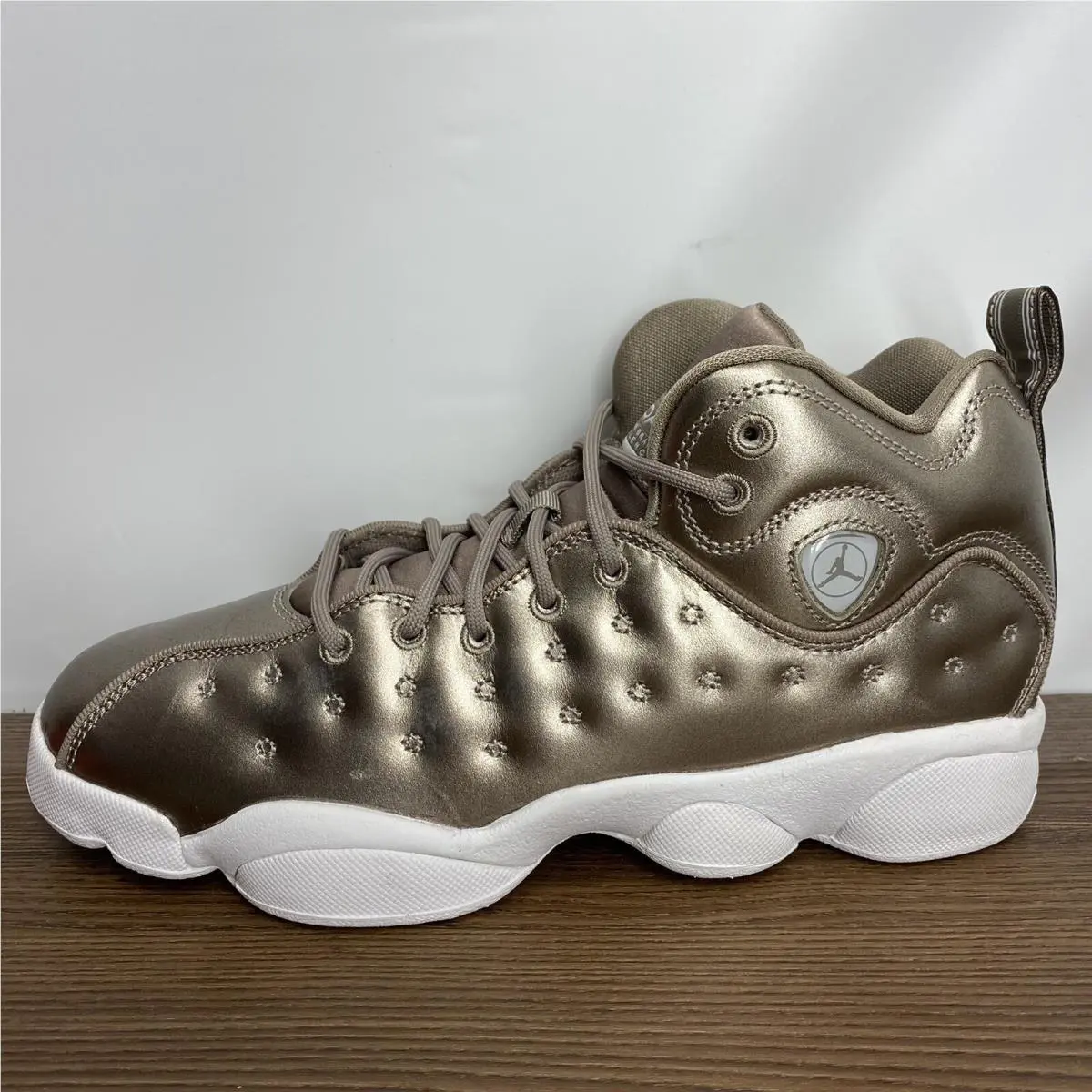 Nike Air Jordan Jumpman Team II SE Size 6.5Y Silver White AV5178-200 Retro