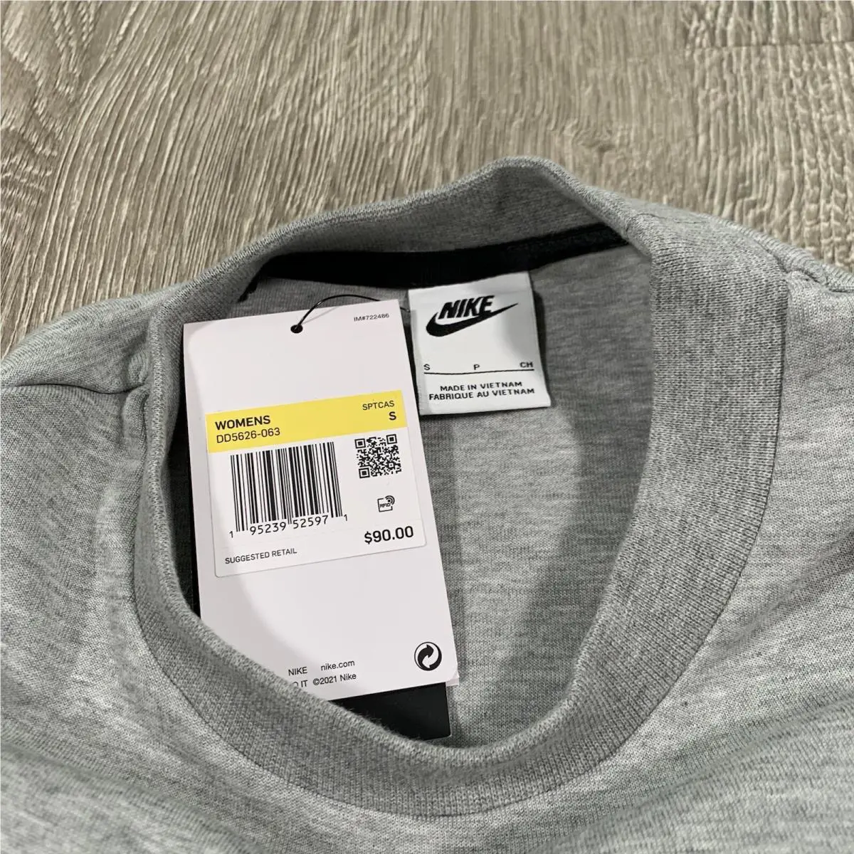 Nike clothing - Gray 3