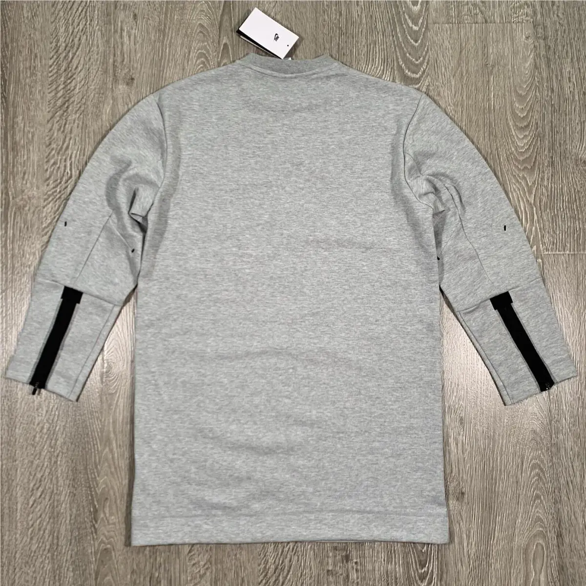Nike clothing - Gray 4