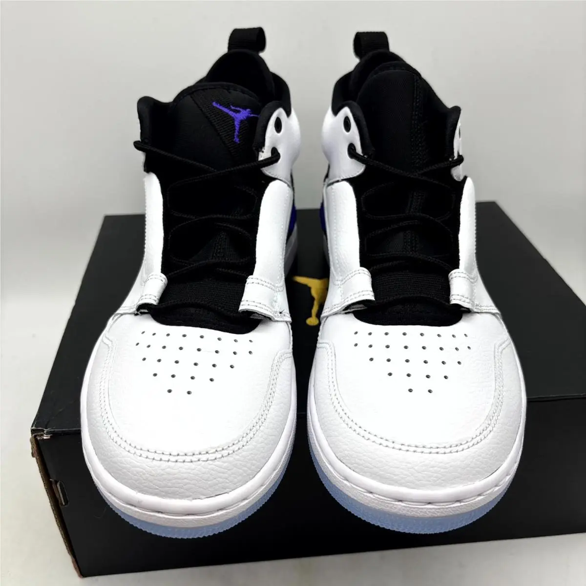 Nike shoes - Nike Air Jordan Fadeaway - Air Fadeaway - AO1329-100 - Gray (UPC: 191888538294) 1