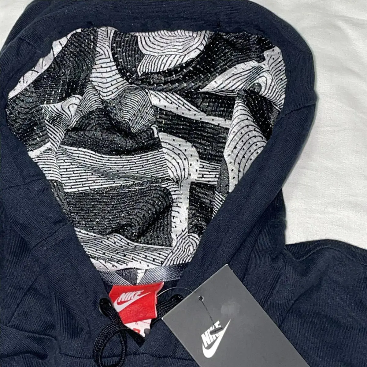 Nike clothing - 834128-010 - 834128-010 - Black (UPC: 0675911508381) 3