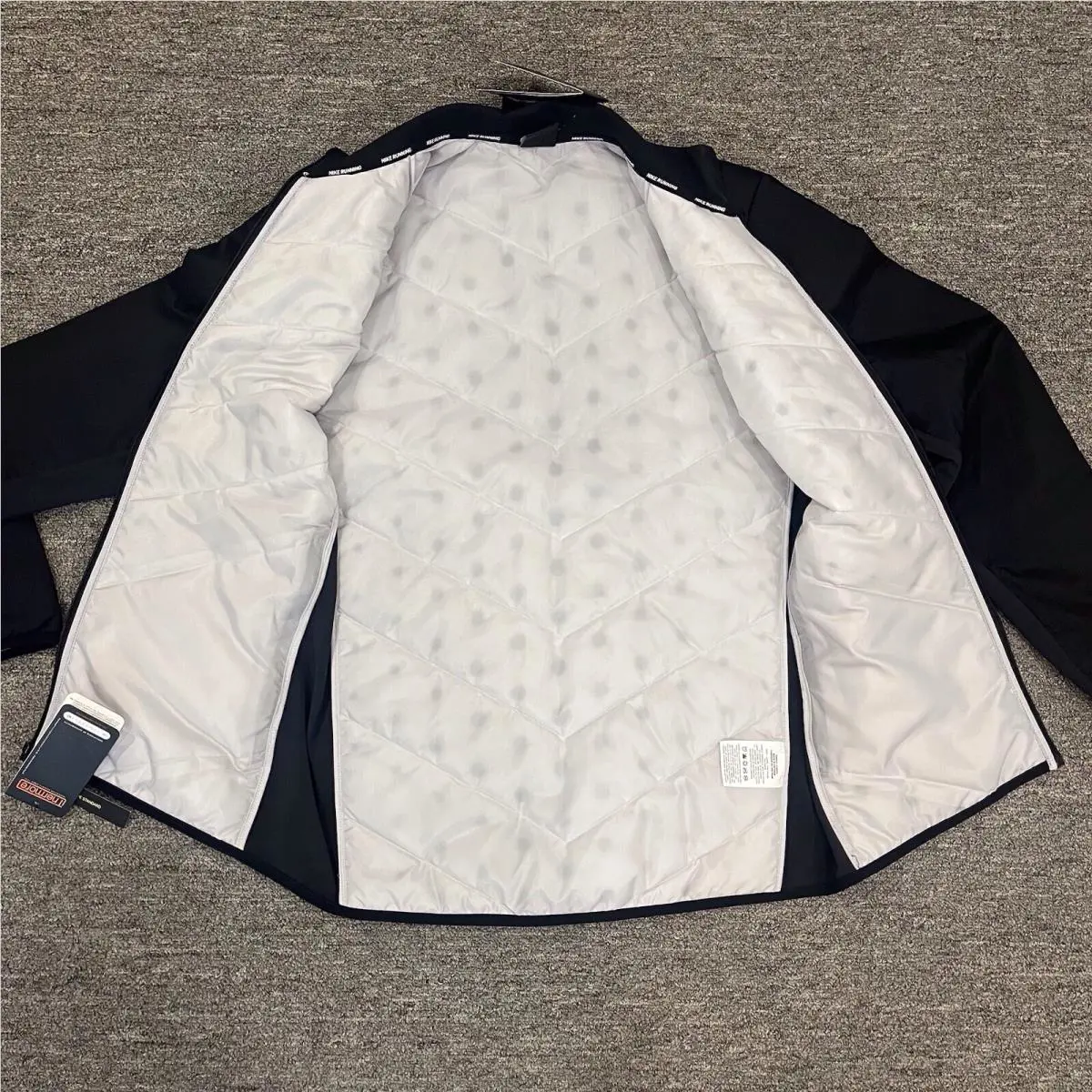 Nike clothing - Black 4