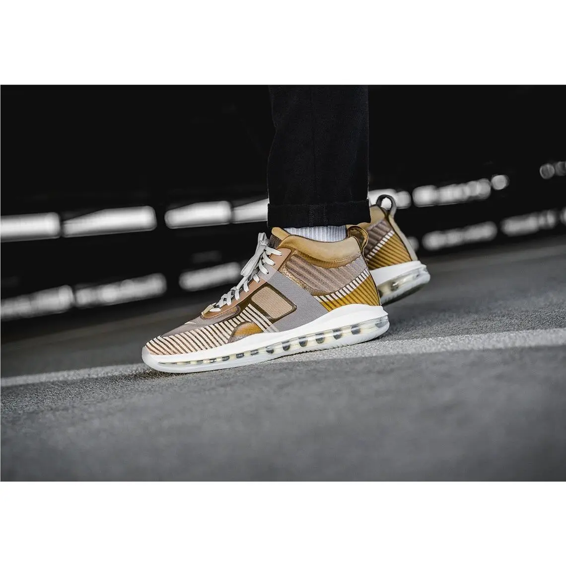 Nike shoes - Nike LeBron X JE Icon QS - AQ0114-200 - Beige 4