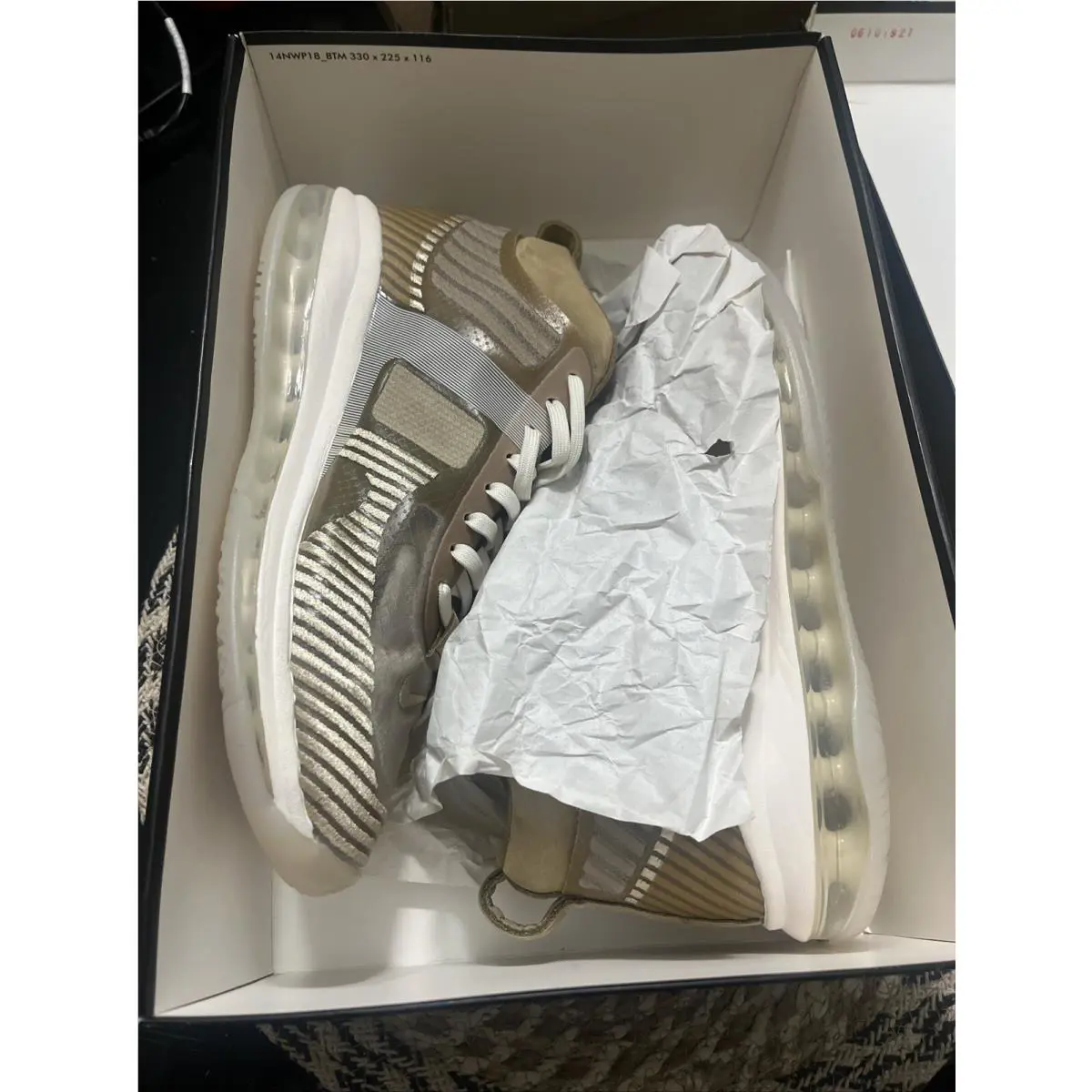 Nike shoes - Nike LeBron Icon - LeBron Icon - AQ0114200 - Brown 5