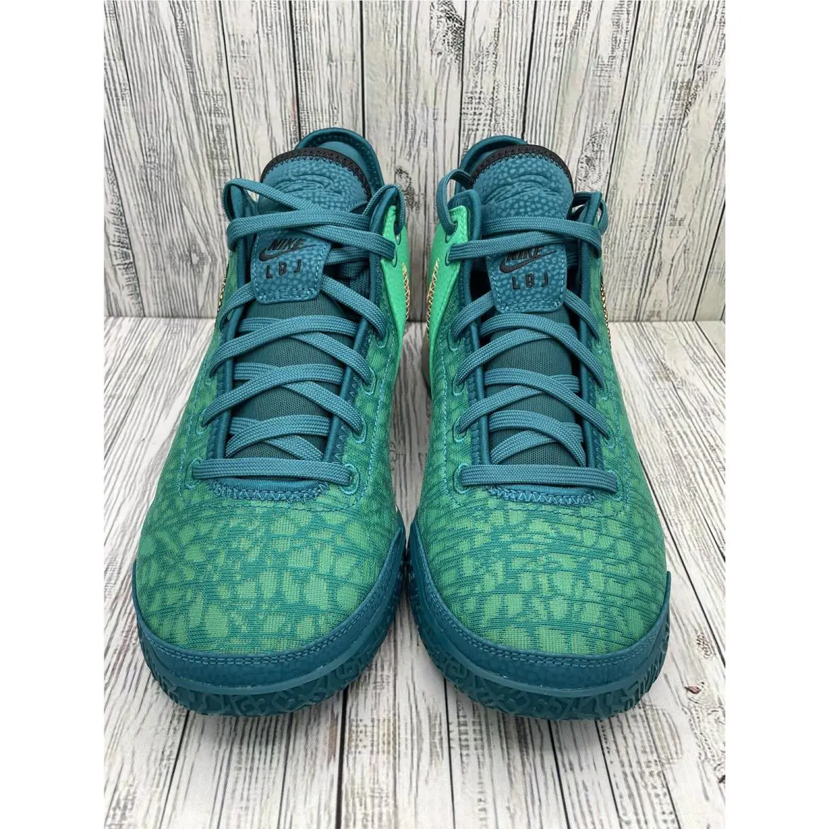 Nike shoes - Nike Zoom LeBron - Zoom LeBron - DR8784-301 - Green 2