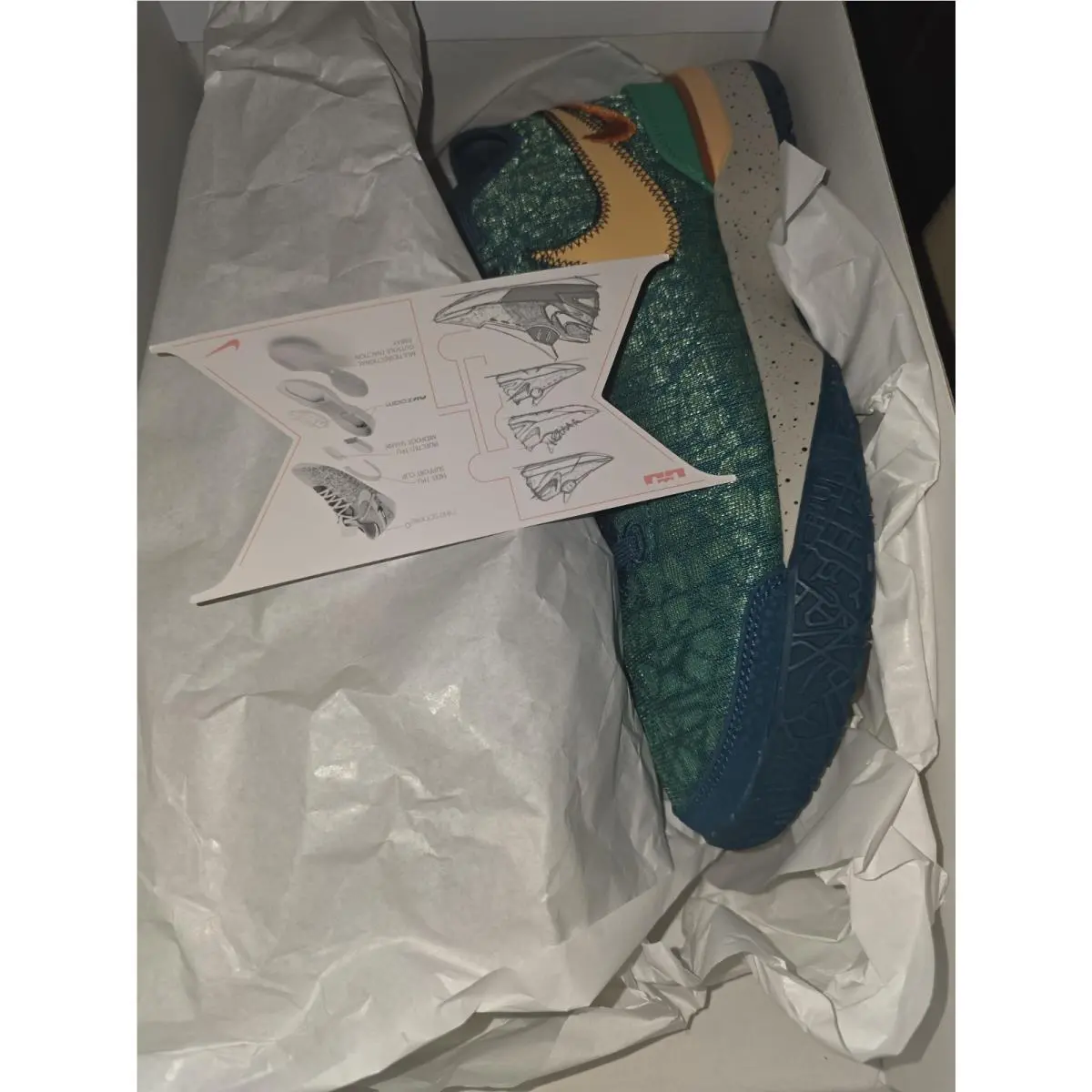Nike shoes - Nike Zoom LeBron - Zoom LeBron - DR8784-301 - Green 4