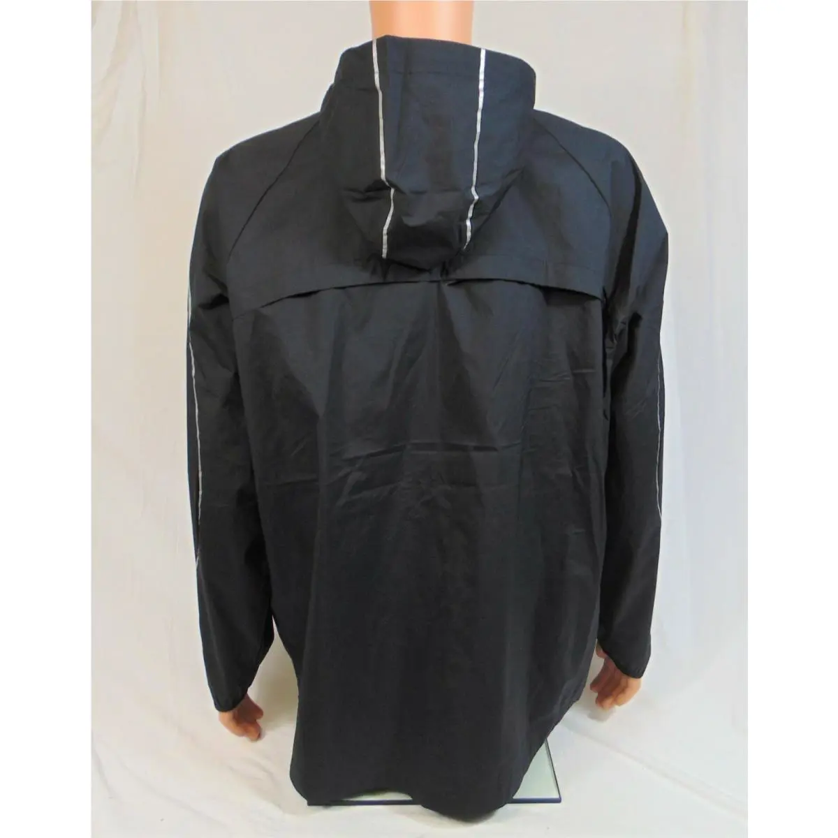 Nike clothing - Nike Woven Running Jacket - Woven Running Jacket - AJ3654 010 - Black & Silver 0