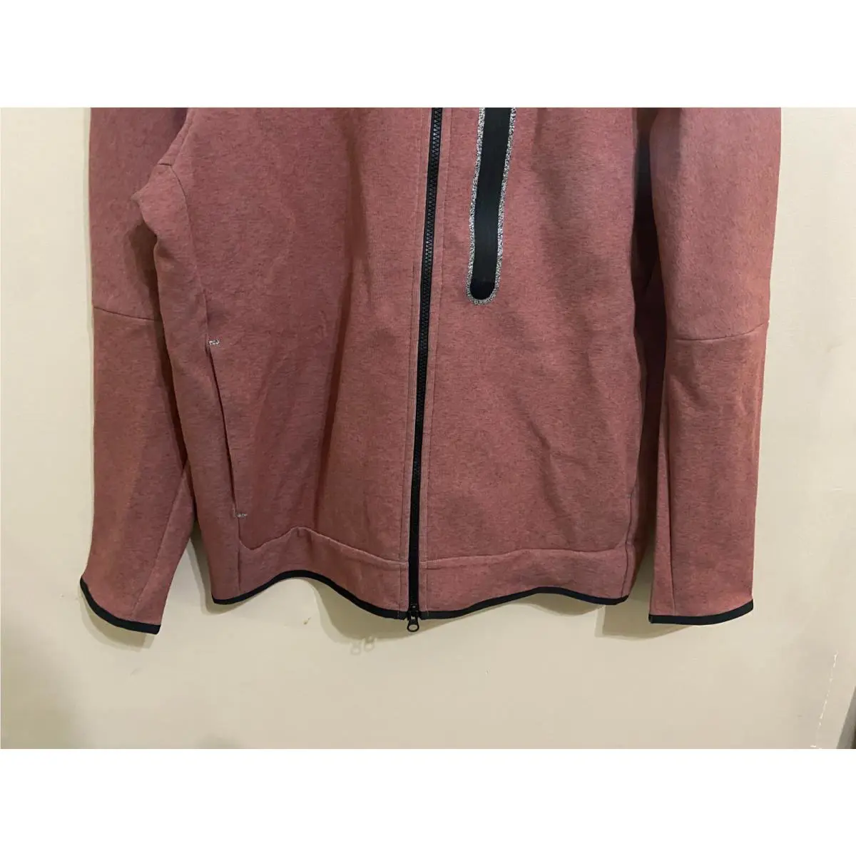 Nike clothing - Red 3