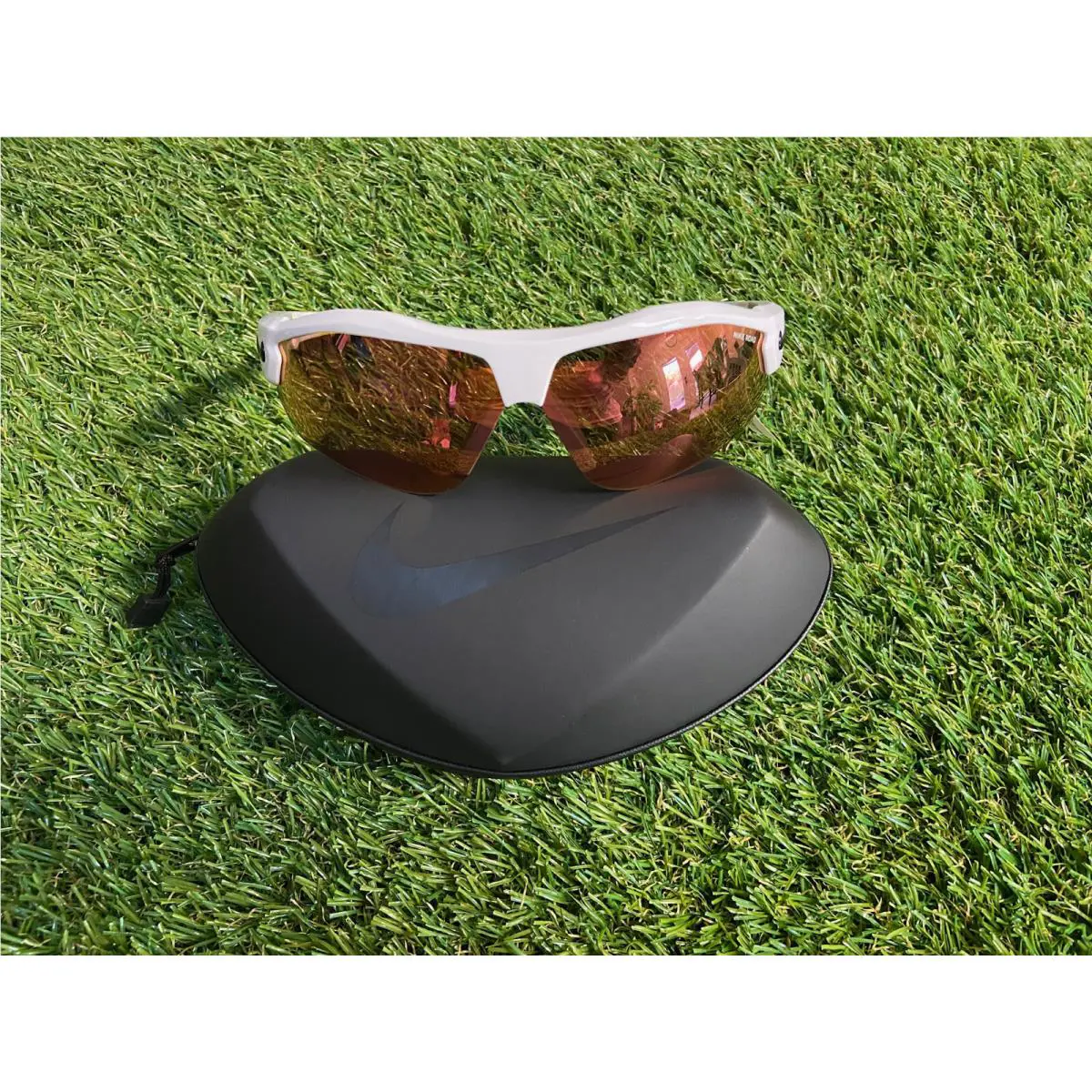 Nike Show X3 E DJ2032 Sunglasses White Volt/road Tint 72 09 130