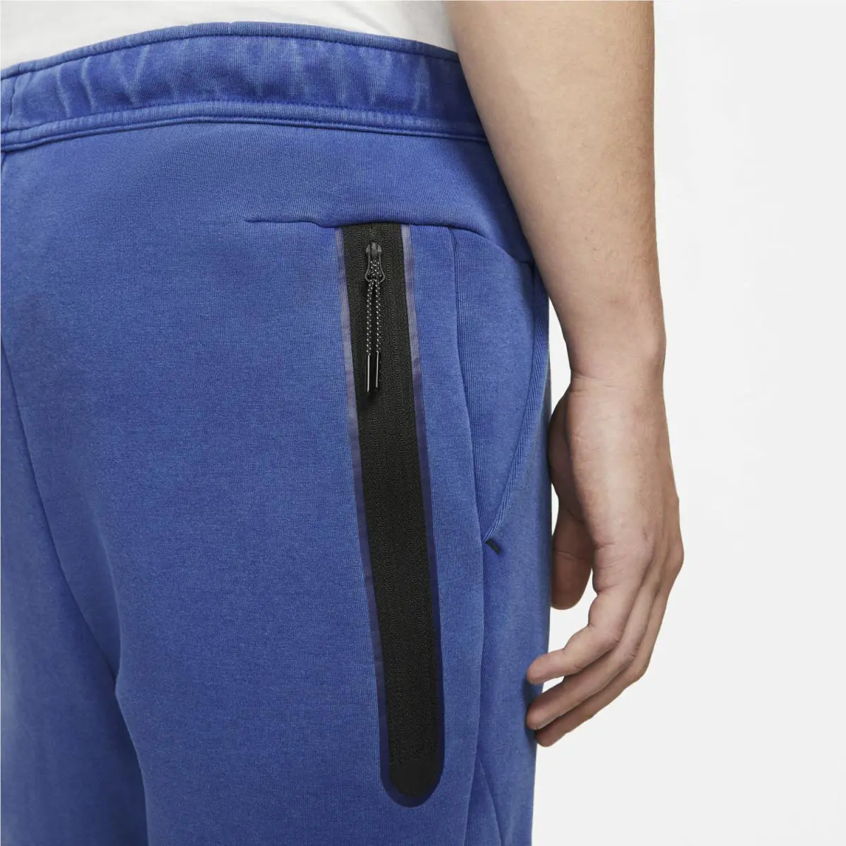 Nike clothing - Blue (UPC: 194956062332) 3