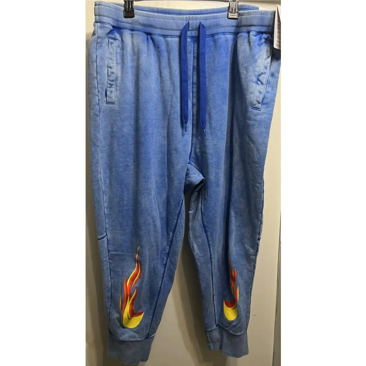 Nike clothing - Multicolor (UPC: 196153030848) 0