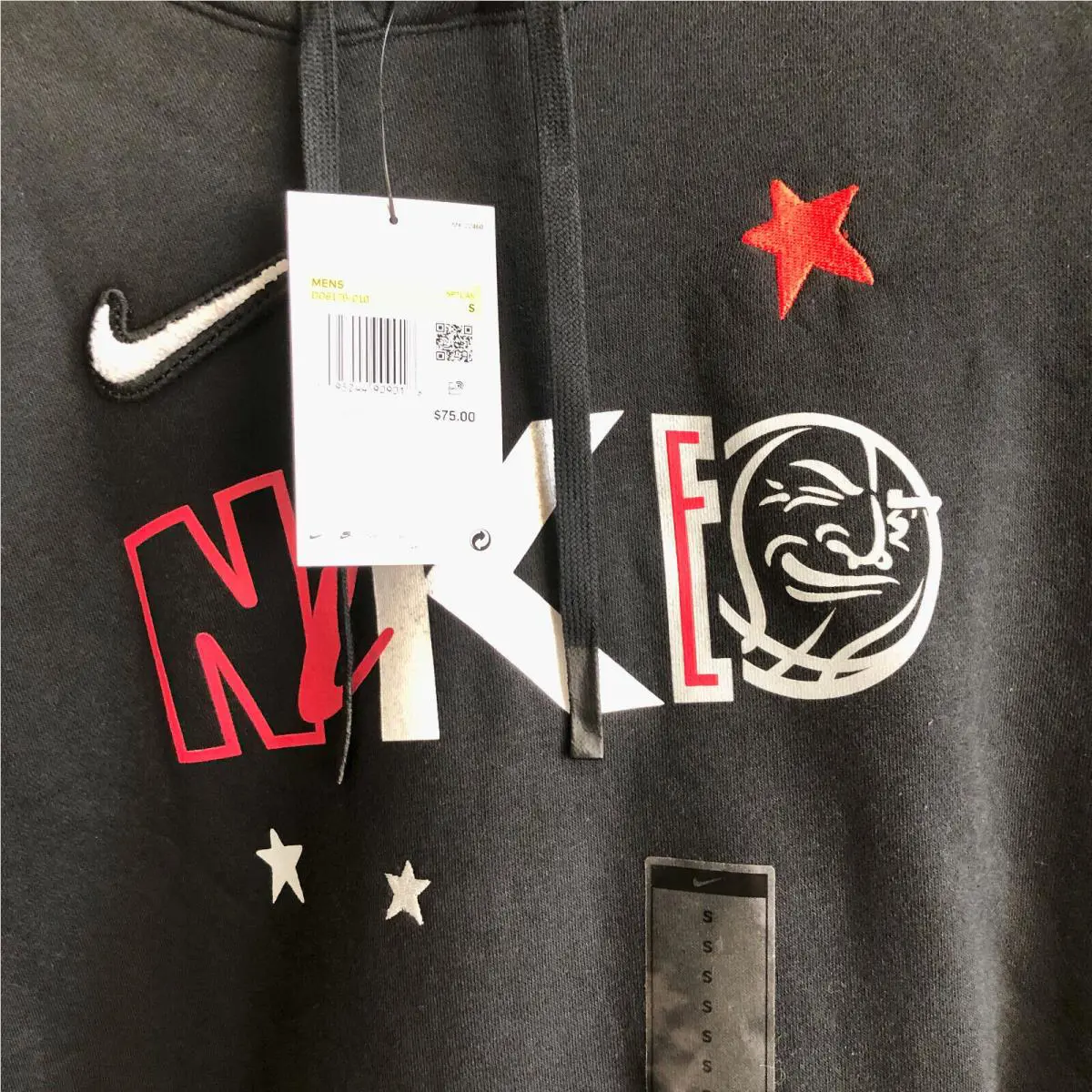 Nike clothing - Nike - DO6176 010 - Black (UPC: 0195244909056) 0
