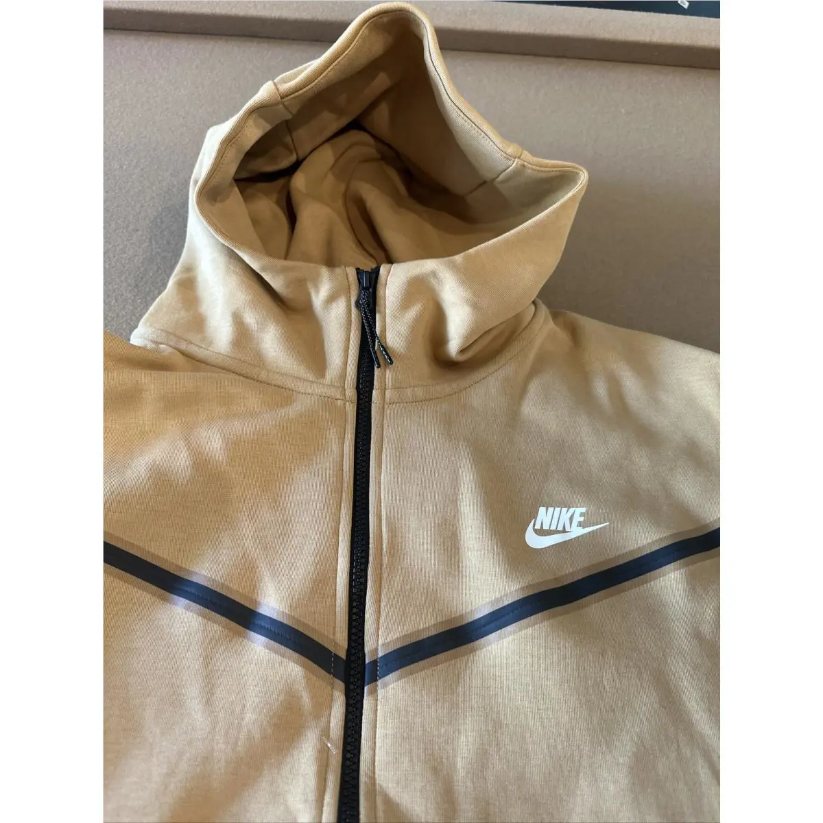 Nike clothing - Tan 5