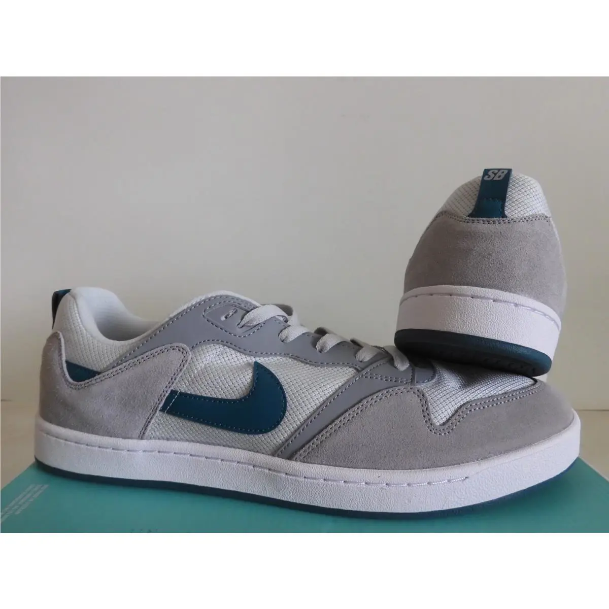 Nike shoes - Nike SB Alleyoop - Alleyoop - CJ0882-003 - Gray (UPC: 193654546649) 0