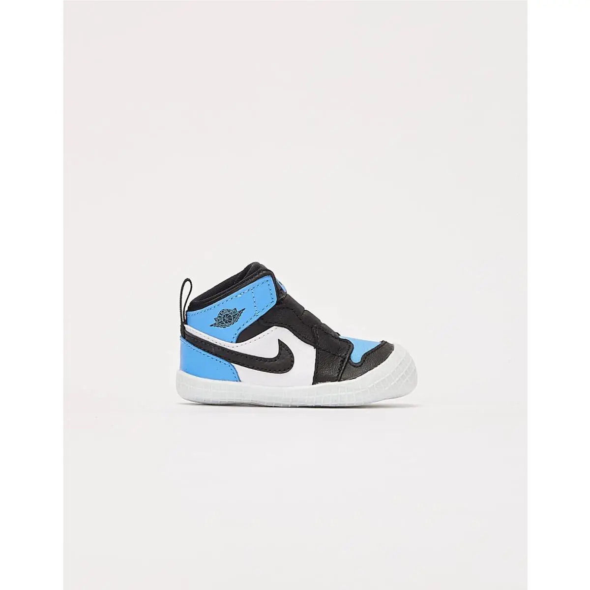 Nike shoes - Jordan 1 - Blue (UPC: 9185678481564) 1