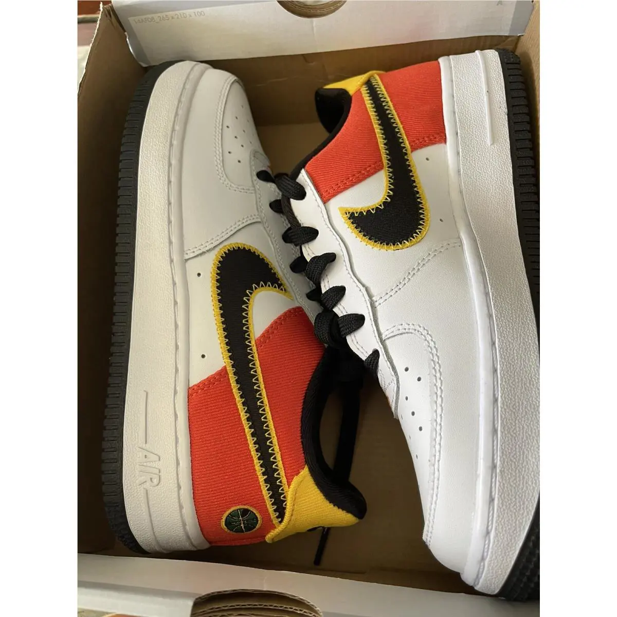 Nike shoes - Air Force 1 LV8 1 - White (UPC: 0194954408149) 5