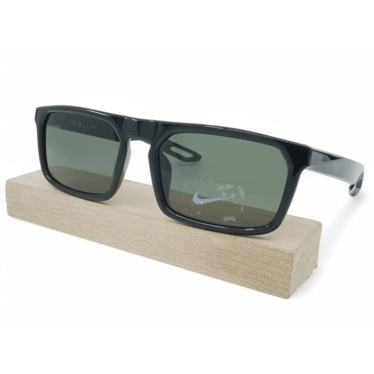 DZ7374-011 Unisex Nike NV03 Sunglasses
