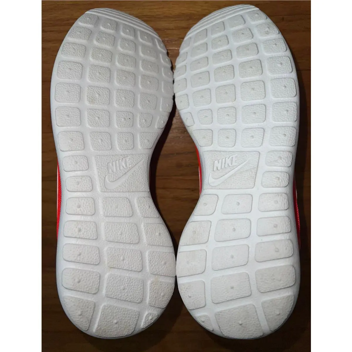 Nike shoes - Nike Roshe Run - Roshe Run - 819961-661 - Red/Pink 6