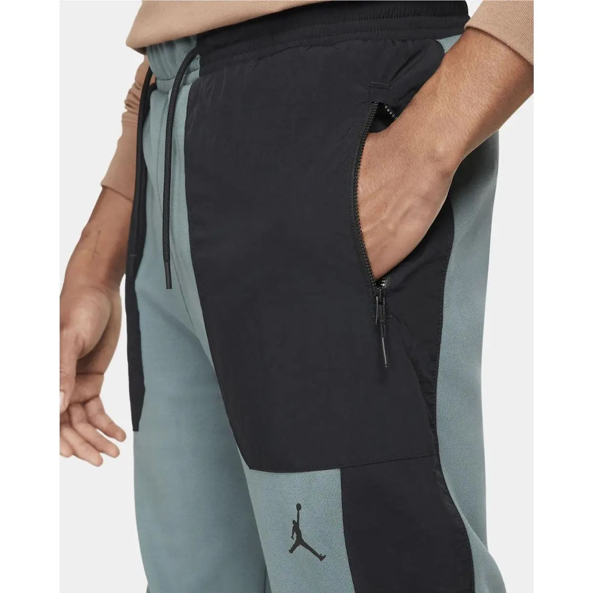 Nike clothing - DC9632-387 - DC9632-387 - Green (UPC: 195243752509) 1