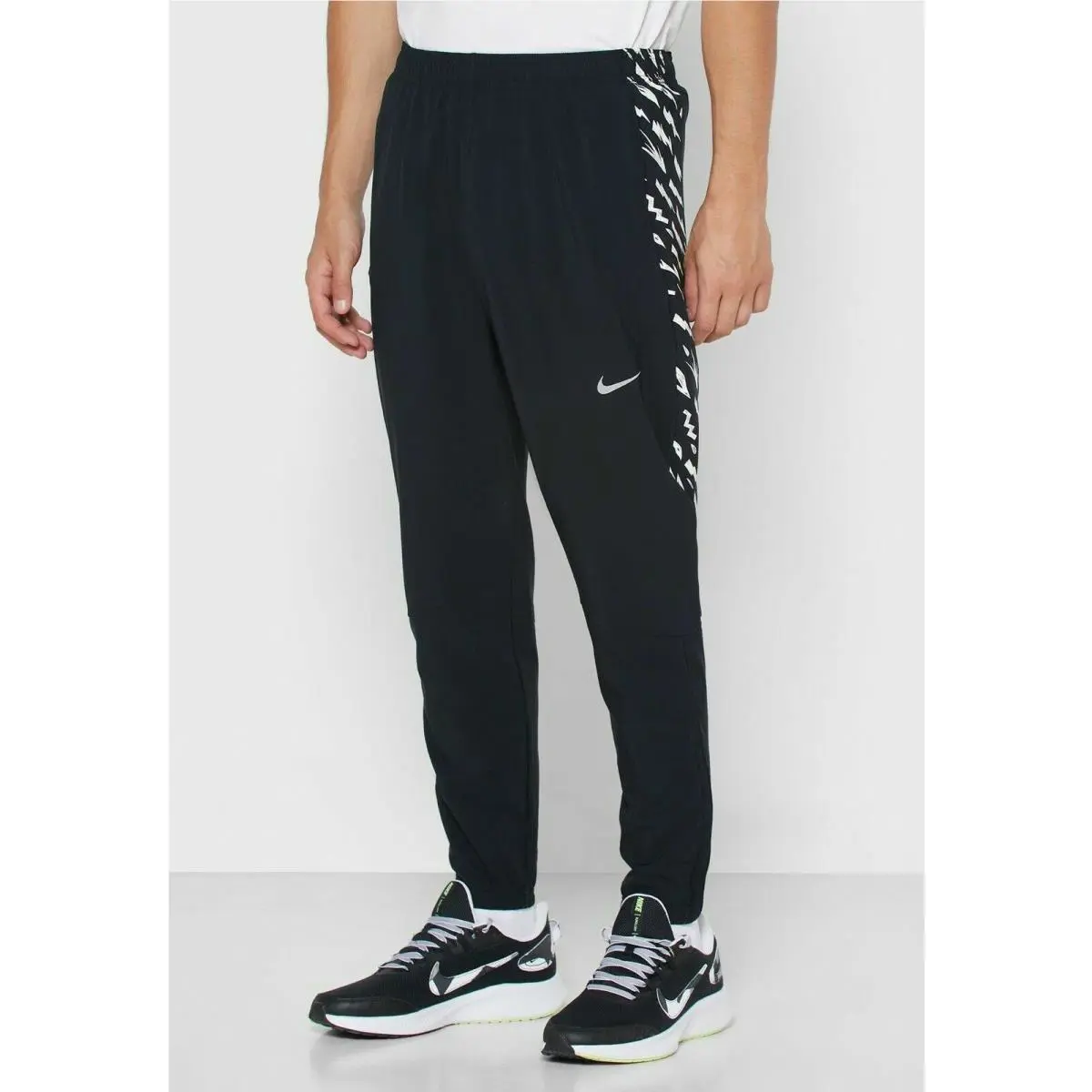 Nike clothing - NA - BV4809-521 - Black (UPC: 193655279652) 0