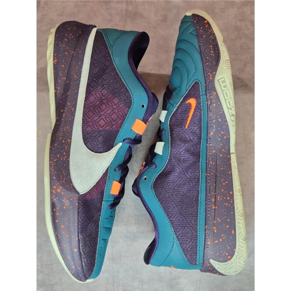 Nike shoes - Nike Zoom Freak - Zoom Freak - DX4985-300 - Purple 1
