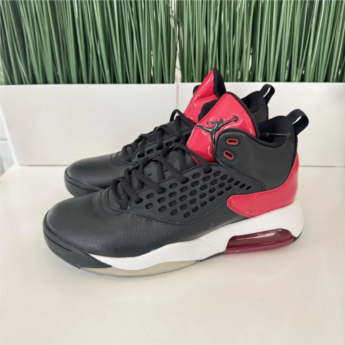 Nike Air Jordan Maxin 200 Nby Black Gym Red Mens Shoes CD6107-016 Size 8.5