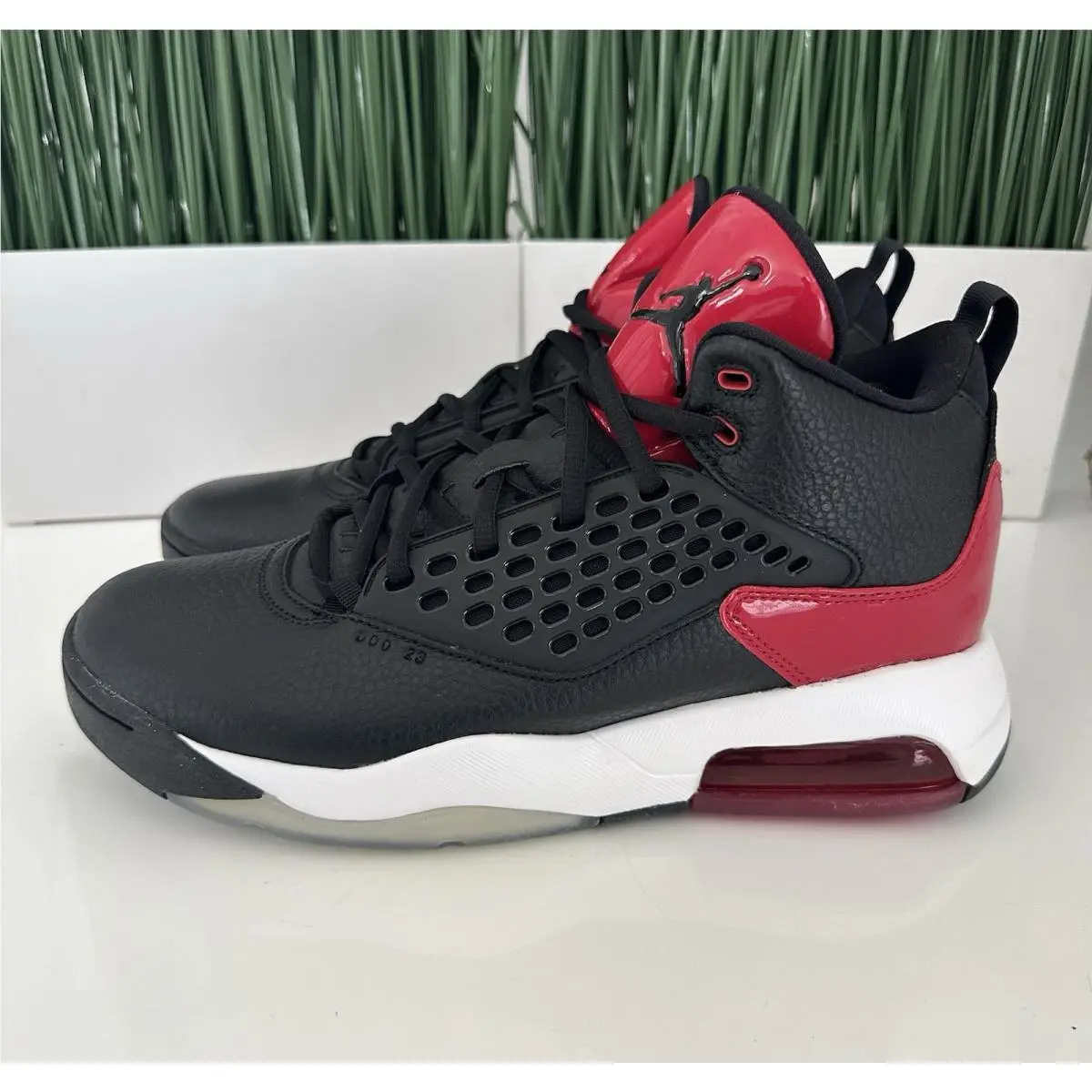 Air Jordan Maxin 200 Nby Black Red Mens Shoes CD6107-016 Size 9.5 by Nike