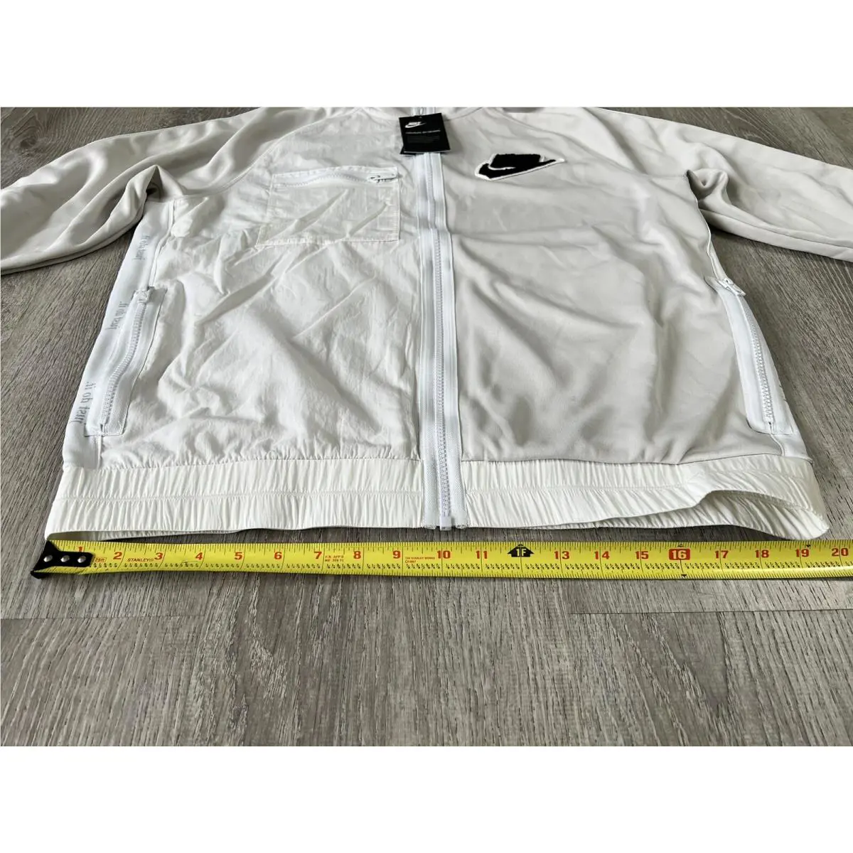 Nike clothing - BV4603-073 - BV4603-073 - Gray / Ivory 2