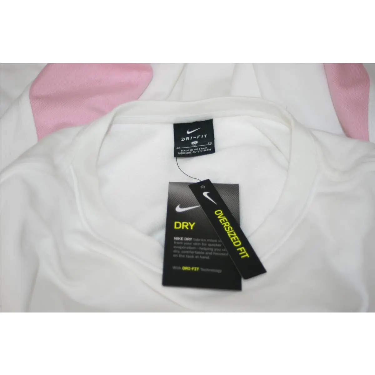 Nike clothing - White 3
