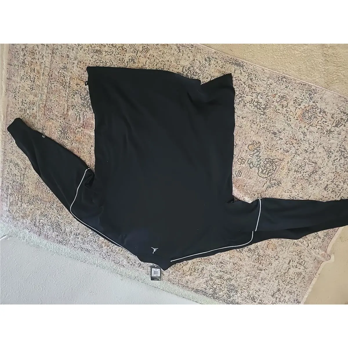 Nike clothing - Black (UPC: 826216580170) 4