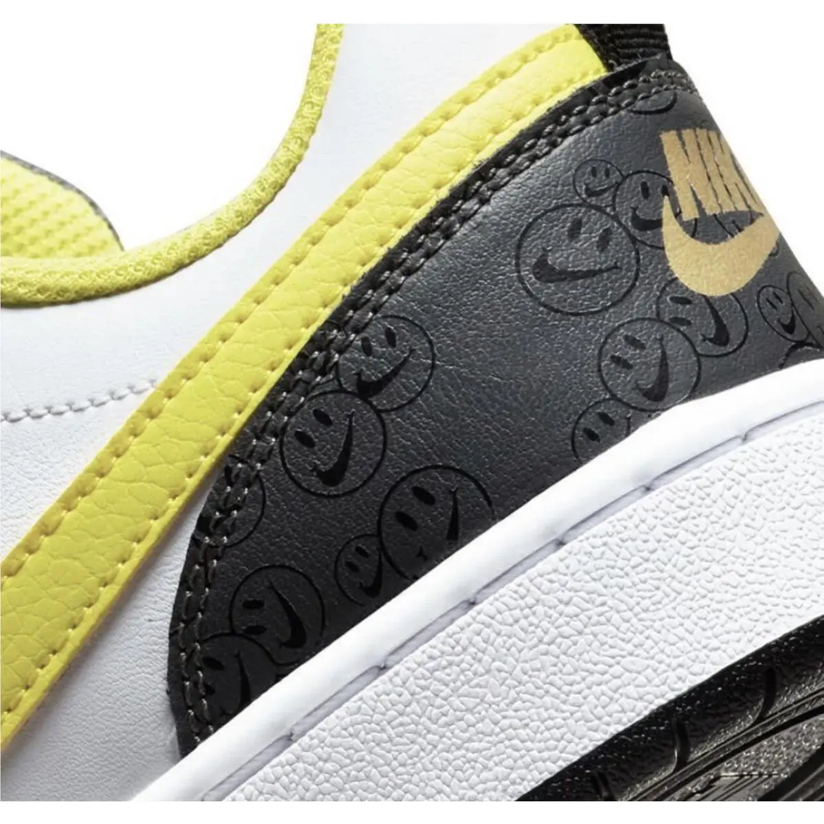 Nike shoes - DO6688-100 - DO6688-100 - White (UPC: 0195244821594) 4
