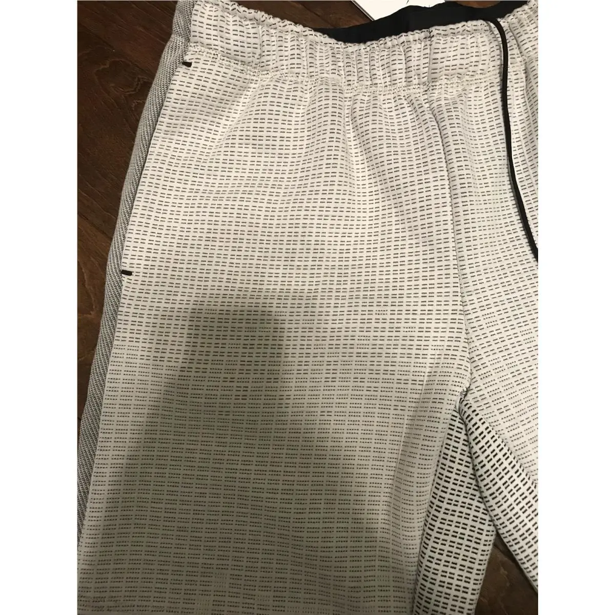 Nike clothing - White (UPC: 193658795913) 2