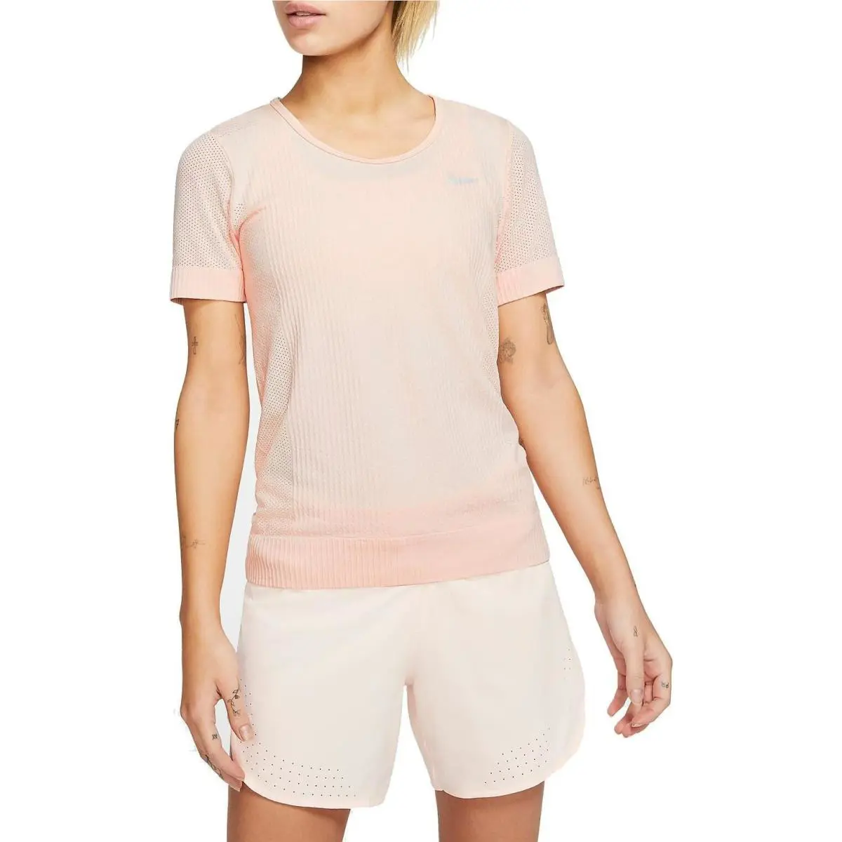 Nike clothing - Peach 1