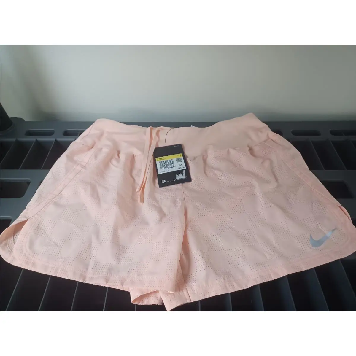Nike clothing - Peach 2
