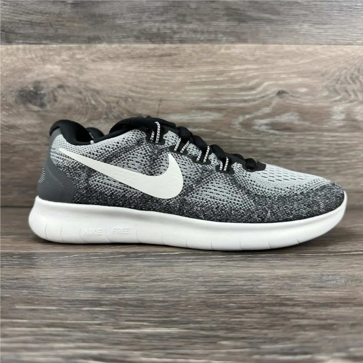 Nike Women`s Free RN 2017 Natural Minimal Design Barefoot Running Shoes Size 5