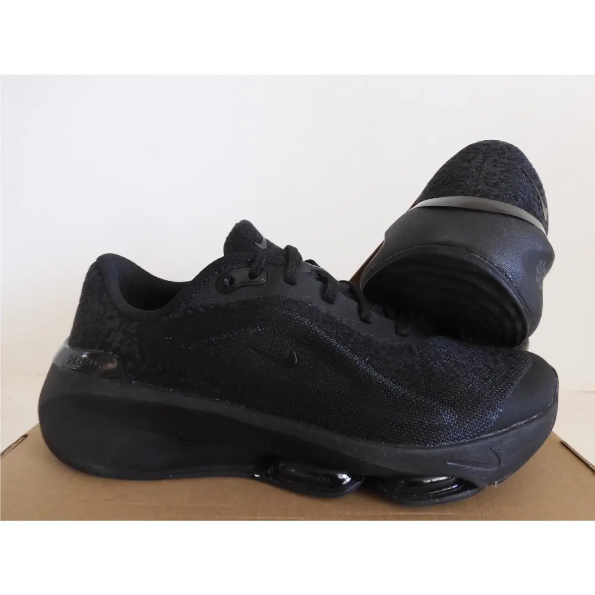 Nike shoes - Nike Versair - Versair - DZ3547-002 - Black (UPC: 196974653875) 0