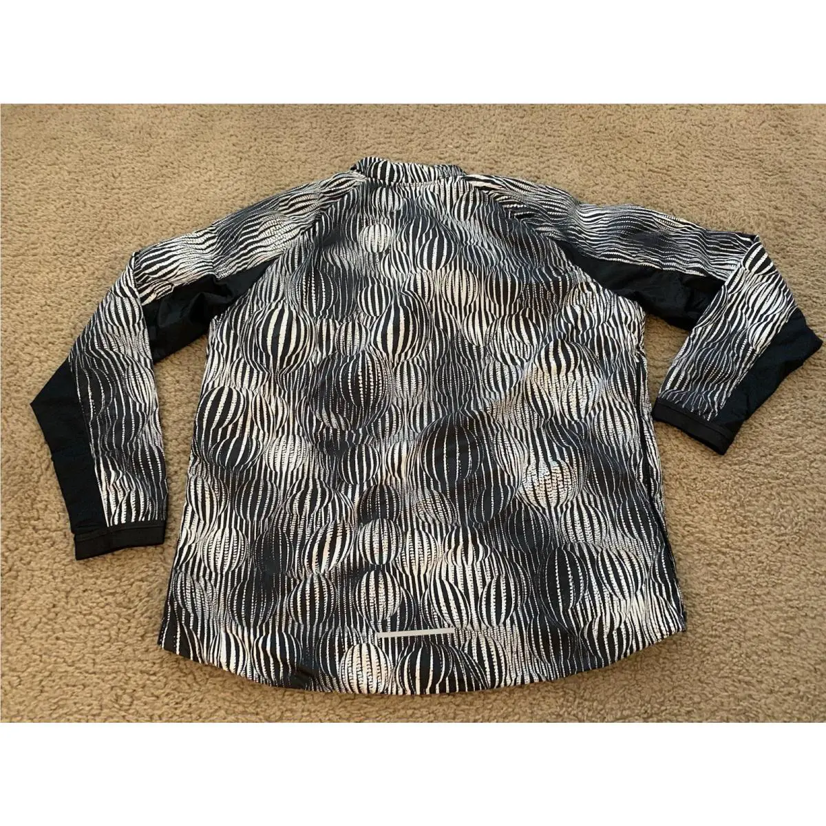 Nike clothing - Running - Running - Black and Off White (UPC: 193655293092) 6